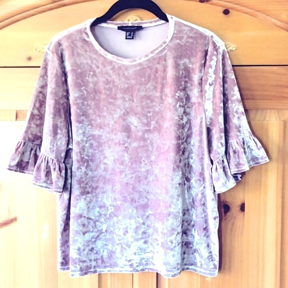 🌟HOST PICK🌟Atmosphere Crushed Velvet Top